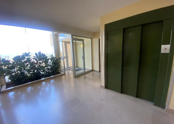 T3 Renove Face Avec Terrasse Et Parking Securise - - Fr-1-374-224 Daire