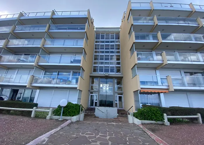 T3 Renove Face Avec Terrasse Et Parking Securise - - Fr-1-374-224 Daire