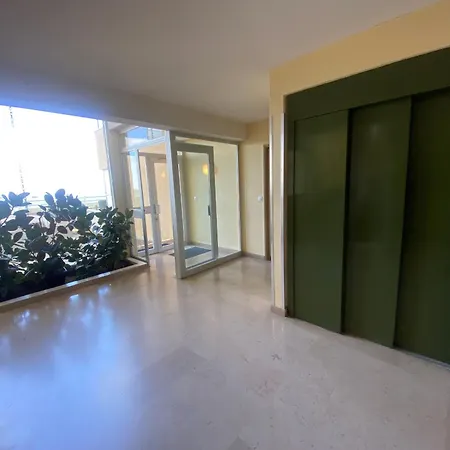 T3 Renove Face Avec Terrasse Et Parking Securise - - Fr-1-374-224 アパート