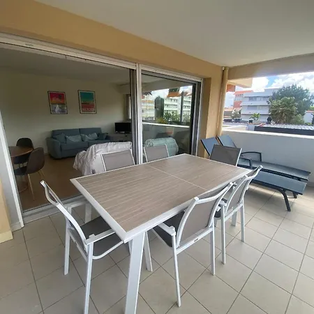 T3 Renove Face Avec Terrasse Et Parking Securise - - Fr-1-374-224 *